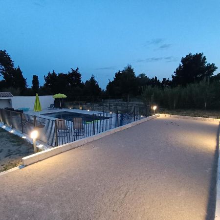 Maison Independante Avec Piscine, 10Min Avignon Pujaut Екстериор снимка