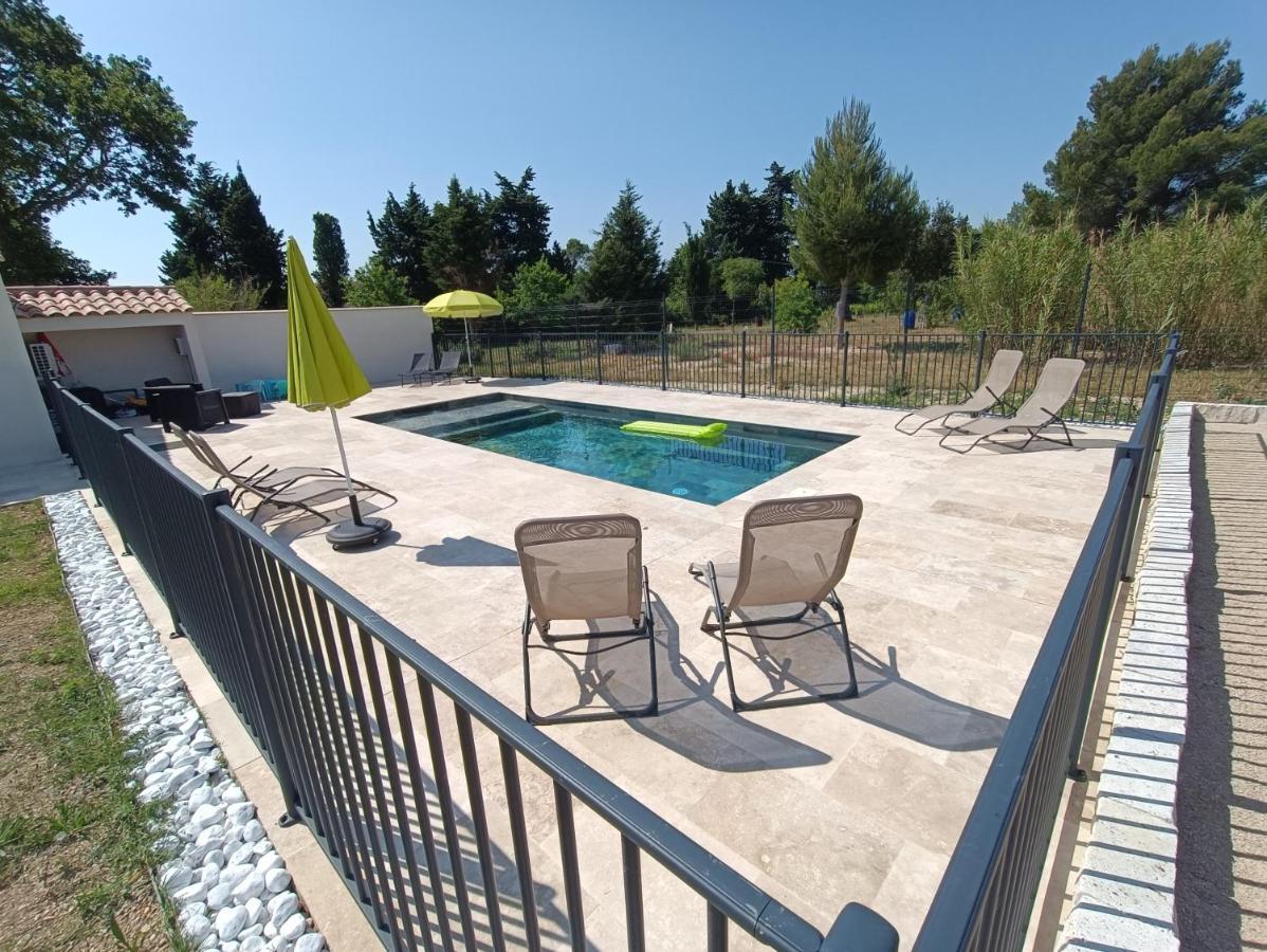 Maison Independante Avec Piscine, 10Min Avignon Pujaut Екстериор снимка